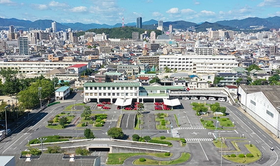 市内中心地からアクセスしやすい立地